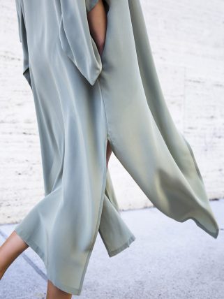 beige silk kimono